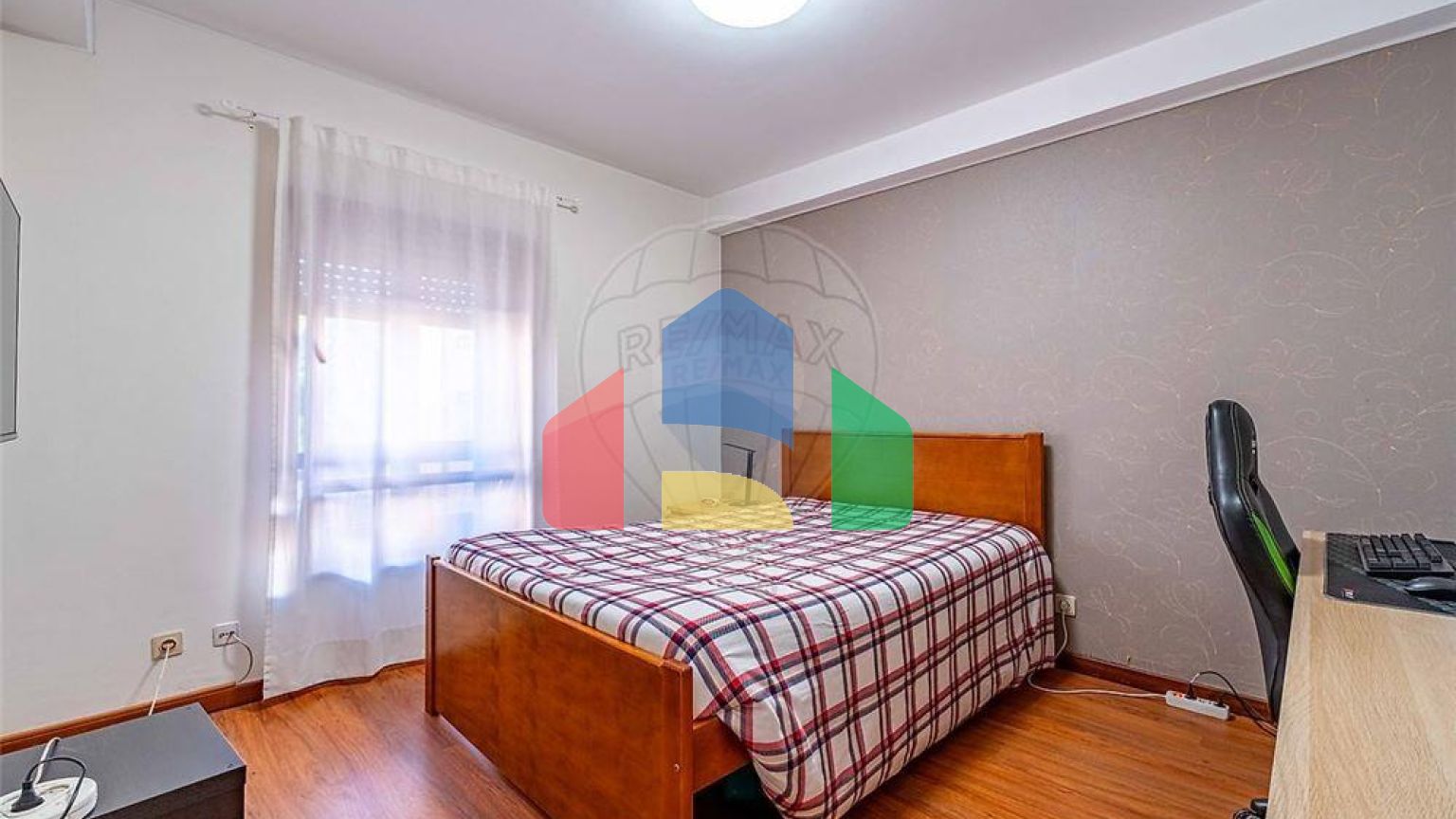 Residential - Condo/Apartment - T3 - Cidade da Maia, Maia - PT