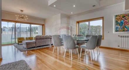 Residential - Single Family Home - T4 - Cidade da Maia, Maia - PT