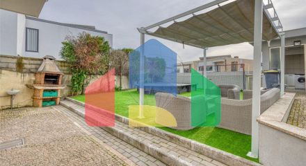 Residential - Single Family Home - T4 - Cidade da Maia, Maia - PT