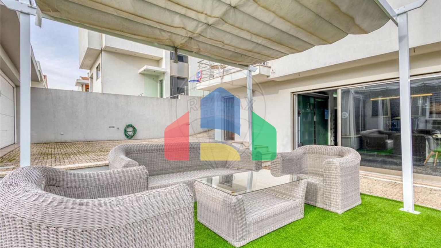 Residential - Single Family Home - T4 - Cidade da Maia, Maia - PT