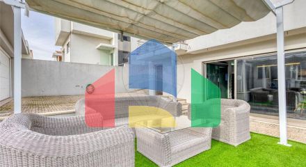 Residential - Single Family Home - T4 - Cidade da Maia, Maia - PT