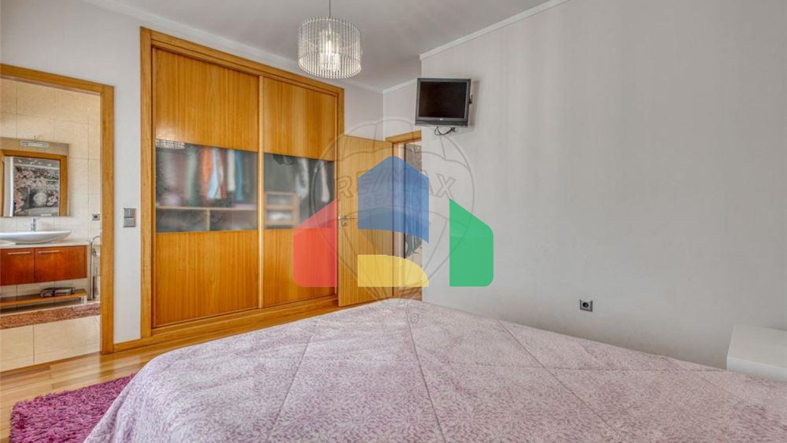 Residential - Single Family Home - T4 - Cidade da Maia, Maia - PT