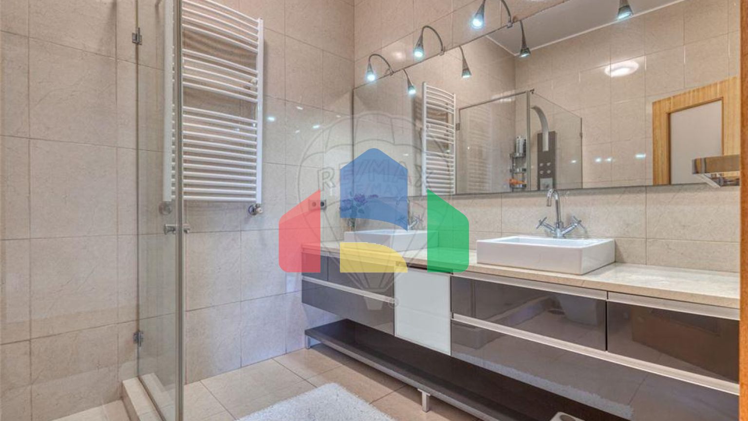 Residential - Single Family Home - T4 - Cidade da Maia, Maia - PT