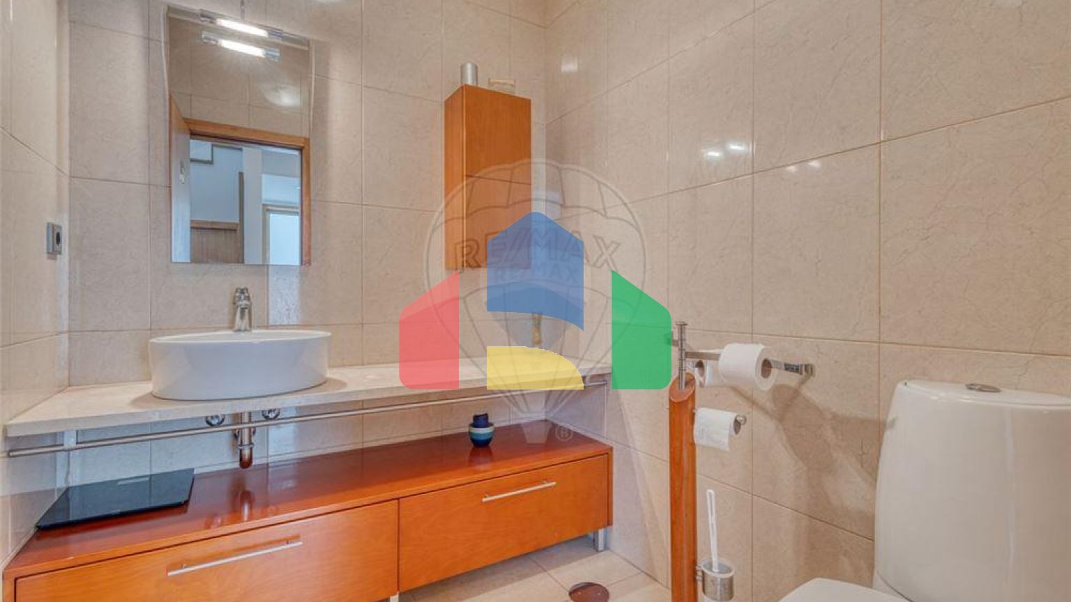 Residential - Single Family Home - T4 - Cidade da Maia, Maia - PT