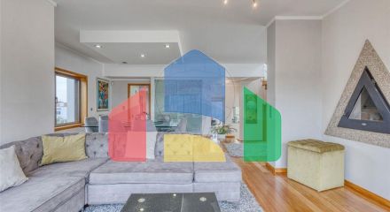 Residential - Single Family Home - T4 - Cidade da Maia, Maia - PT