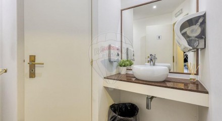 Commercial - Sale of Business - Cidade da Maia, Maia - PT