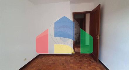 Residential - Condo/Apartment - T4 - Cidade da Maia, Maia - PT