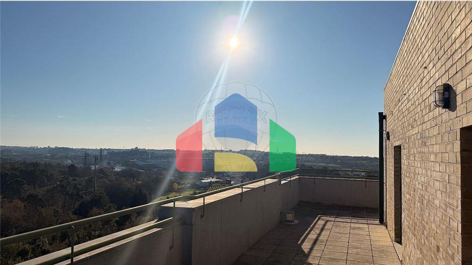 Residential - Condo/Apartment - T2 - Cidade da Maia, Maia - PT