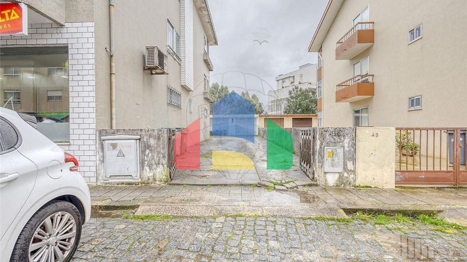 Residential - Condo/Apartment - T3 - Cidade da Maia, Maia - PT