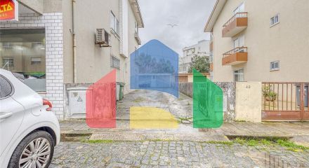 Residential - Condo/Apartment - T3 - Cidade da Maia, Maia - PT