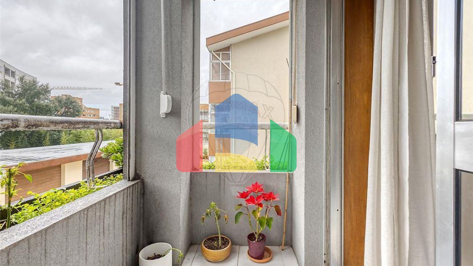 Residential - Condo/Apartment - T3 - Cidade da Maia, Maia - PT