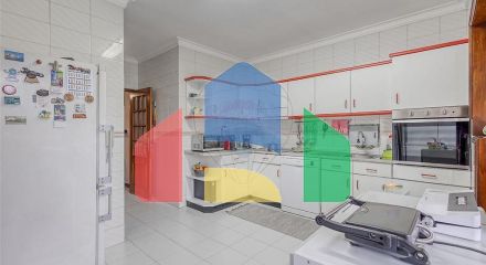 Residential - Condo/Apartment - T3 - Cidade da Maia, Maia - PT