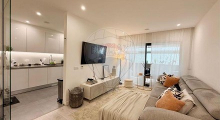 Residential - Condo/Apartment - T3 - Montenegro, Faro - PT