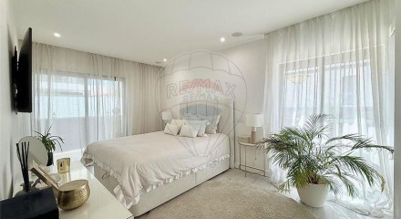 Residential - Condo/Apartment - T3 - Montenegro, Faro - PT