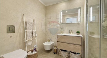 Residential - Condo/Apartment - T3 - Montenegro, Faro - PT