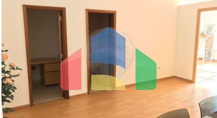 Commercial - Commercial/Retail - Casal de Cambra, Sintra - PT