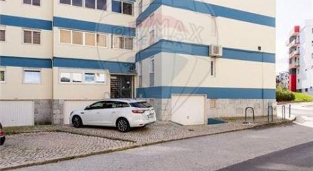 Residential - Condo/Apartment - T4 - Sao Domingos de Rana, Cascais - PT