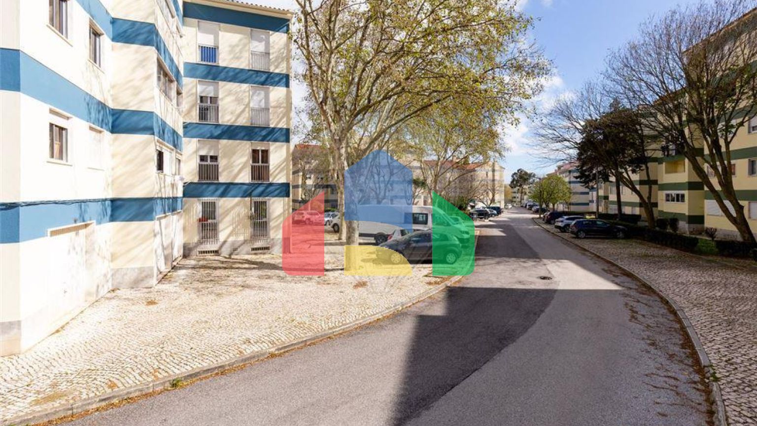 Residential - Condo/Apartment - T4 - Sao Domingos de Rana, Cascais - PT