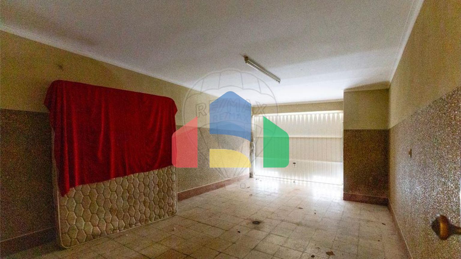 Residential - Condo/Apartment - T4 - Sao Domingos de Rana, Cascais - PT