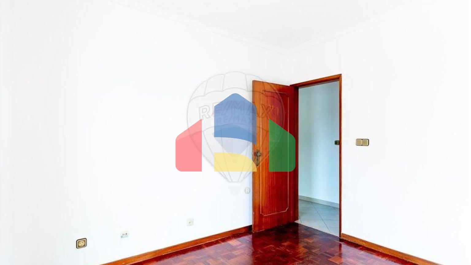 Residential - Condo/Apartment - T4 - Sao Domingos de Rana, Cascais - PT