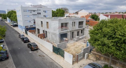 Residential - Single Family Home - T4 - Sao Domingos de Rana, Cascais - PT