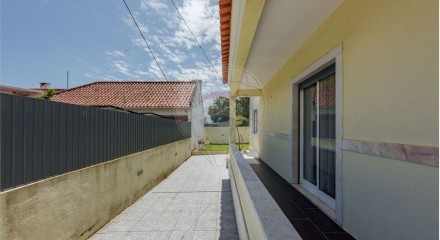 Residential - Single Family Home - T3 - Sao Domingos de Rana, Cascais - PT
