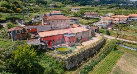 Residential - Single Family Home - T6 - Cepães e Fareja, Fafe - PT