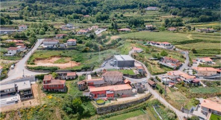 Residential - Single Family Home - T6 - Cepães e Fareja, Fafe - PT