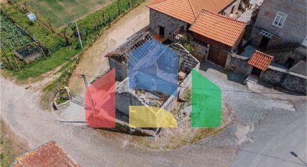 Residential - Single Family Home - T2 - Cepães e Fareja, Fafe - PT