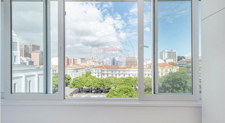 Residential - Condo/Apartment - T2 - Avenidas Novas, Lisbon - PT