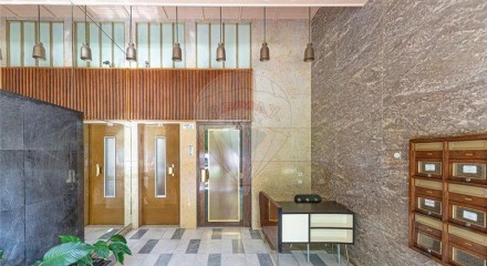 Residential - Condo/Apartment - T2 - Avenidas Novas, Lisbon - PT