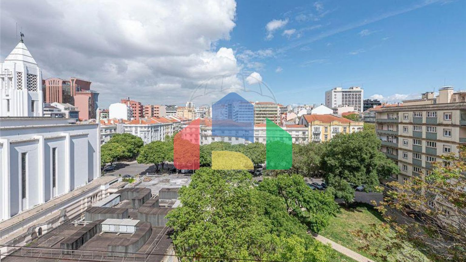 Residential - Condo/Apartment - T2 - Avenidas Novas, Lisbon - PT