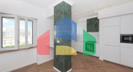 Residential - Condo/Apartment - T2 - Avenidas Novas, Lisbon - PT