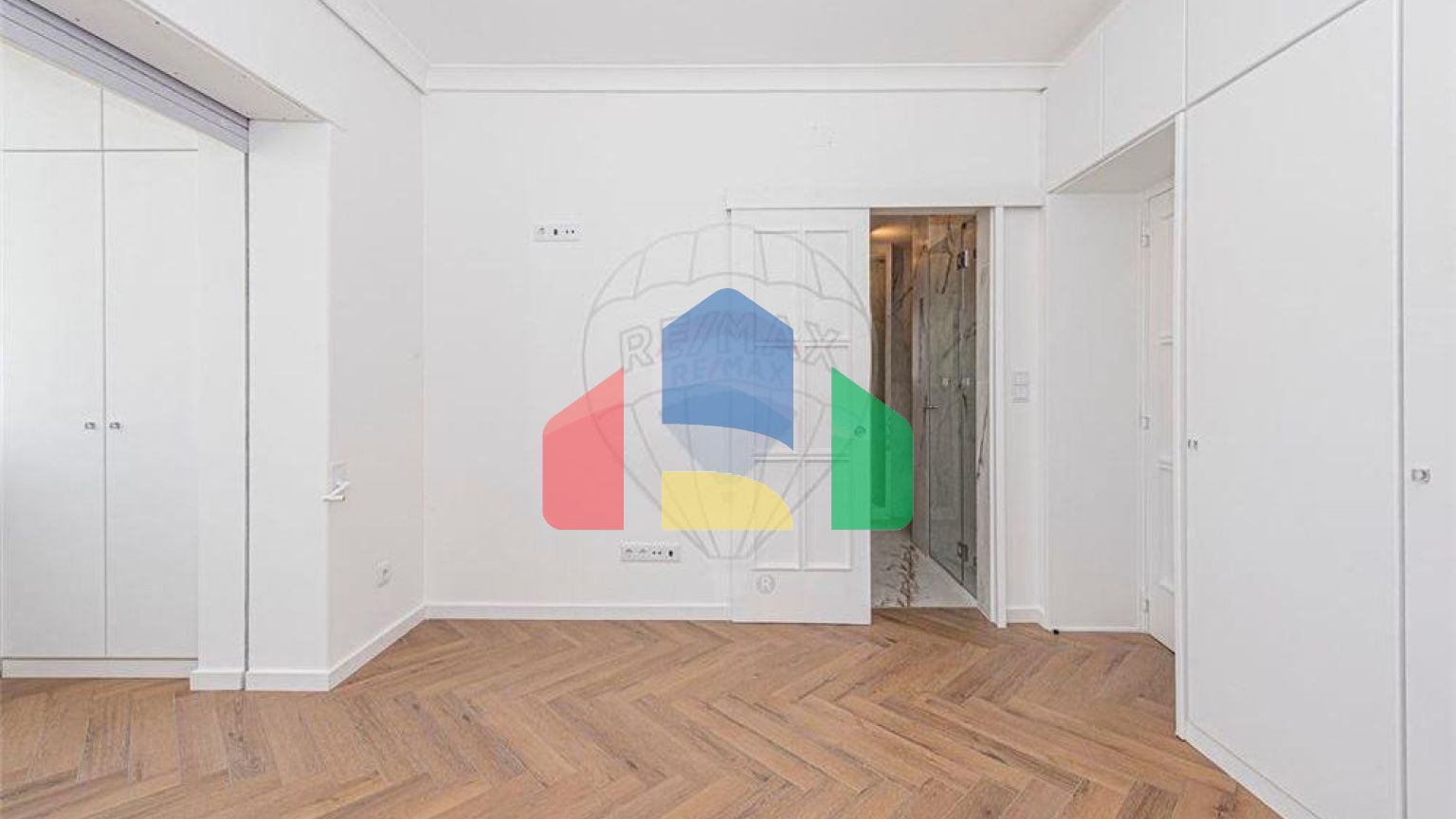 Residential - Condo/Apartment - T2 - Avenidas Novas, Lisbon - PT