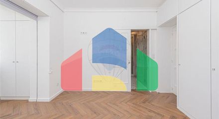 Residential - Condo/Apartment - T2 - Avenidas Novas, Lisbon - PT