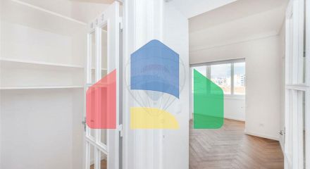 Residential - Condo/Apartment - T2 - Avenidas Novas, Lisbon - PT