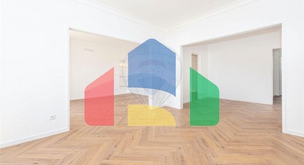Residential - Condo/Apartment - T2 - Avenidas Novas, Lisbon - PT
