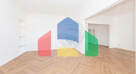 Residential - Condo/Apartment - T2 - Avenidas Novas, Lisbon - PT