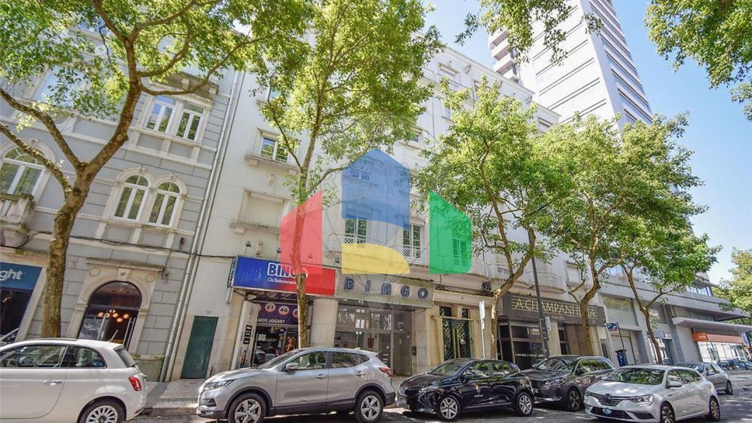 Residential - Condo/Apartment - T5 - Avenidas Novas, Lisbon - PT