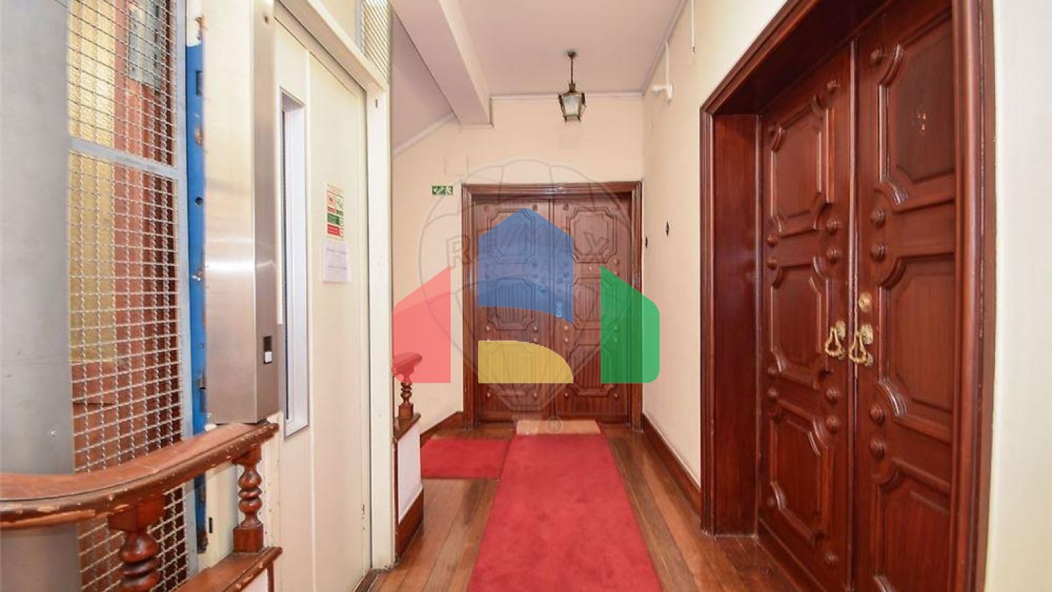 Residential - Condo/Apartment - T5 - Avenidas Novas, Lisbon - PT