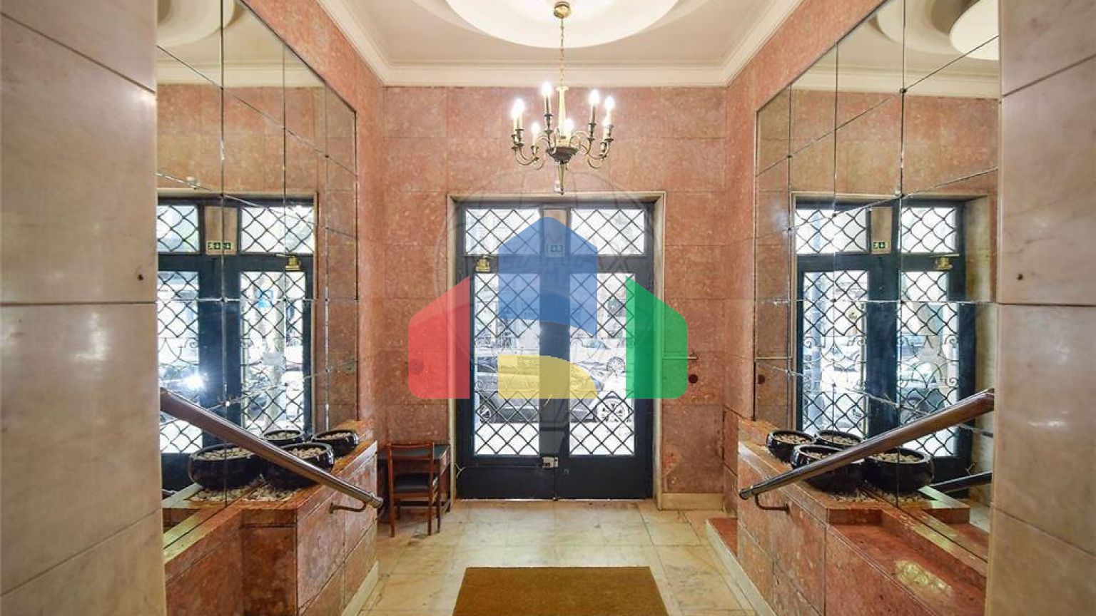 Residential - Condo/Apartment - T5 - Avenidas Novas, Lisbon - PT