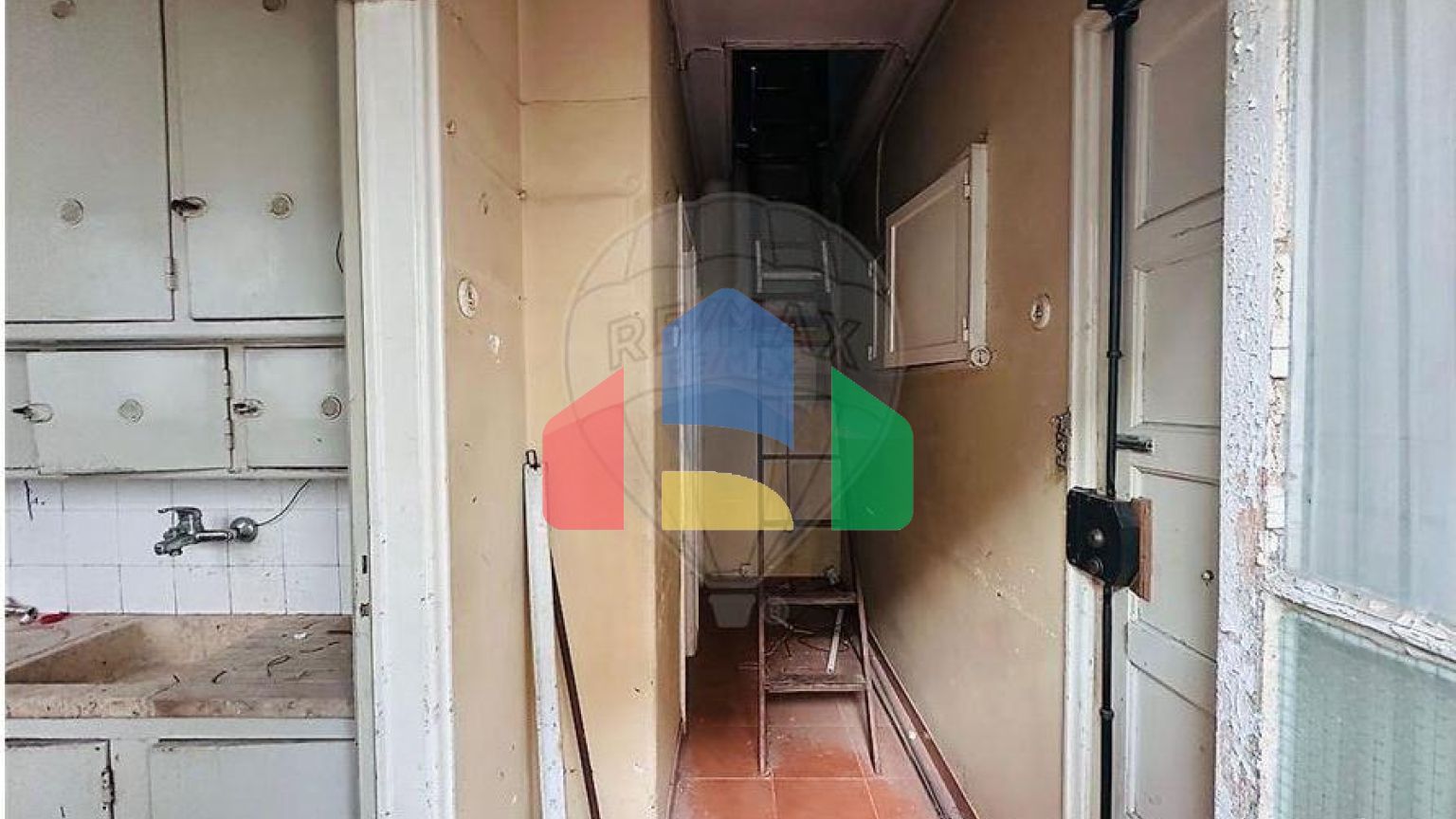 Residential - Condo/Apartment - T1 - Avenidas Novas, Lisbon - PT