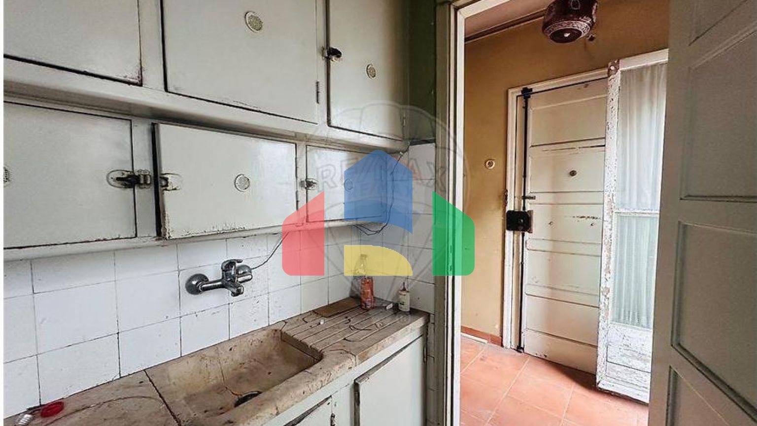 Residential - Condo/Apartment - T1 - Avenidas Novas, Lisbon - PT