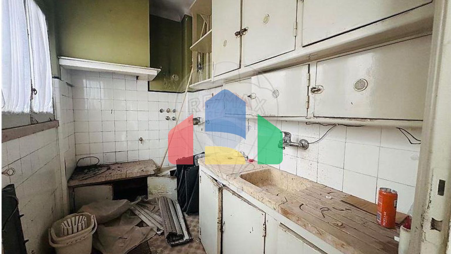 Residential - Condo/Apartment - T1 - Avenidas Novas, Lisbon - PT