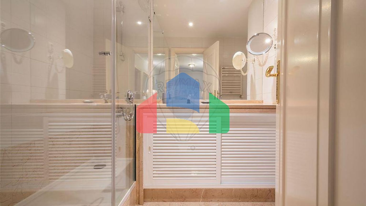 Residential - Condo/Apartment - T3 - Avenidas Novas, Lisbon - PT