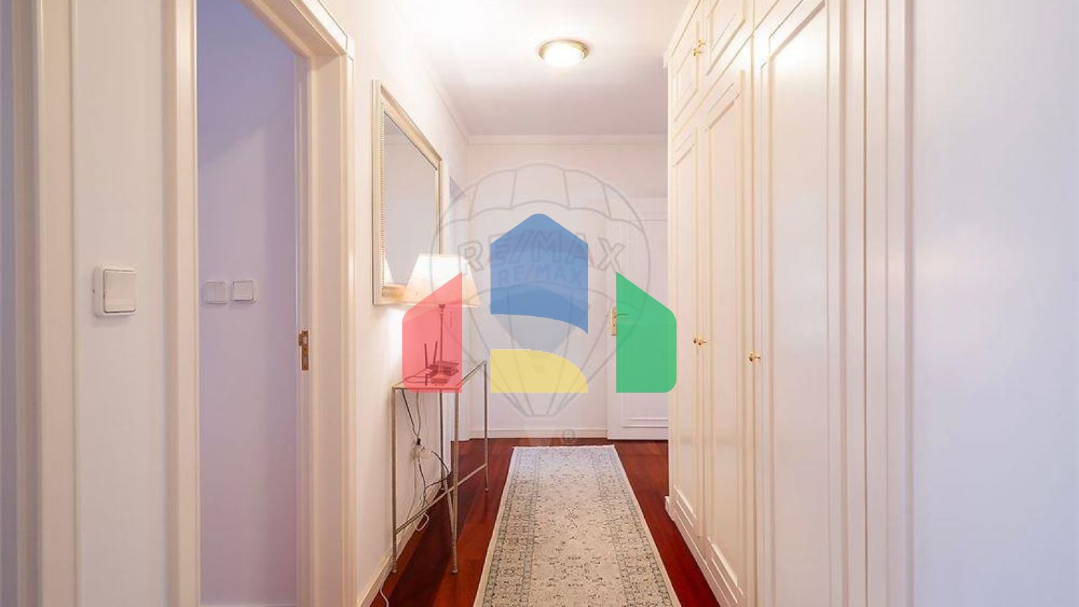 Residential - Condo/Apartment - T3 - Avenidas Novas, Lisbon - PT