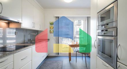 Residential - Condo/Apartment - T3 - Avenidas Novas, Lisbon - PT