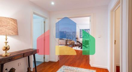 Residential - Condo/Apartment - T3 - Avenidas Novas, Lisbon - PT