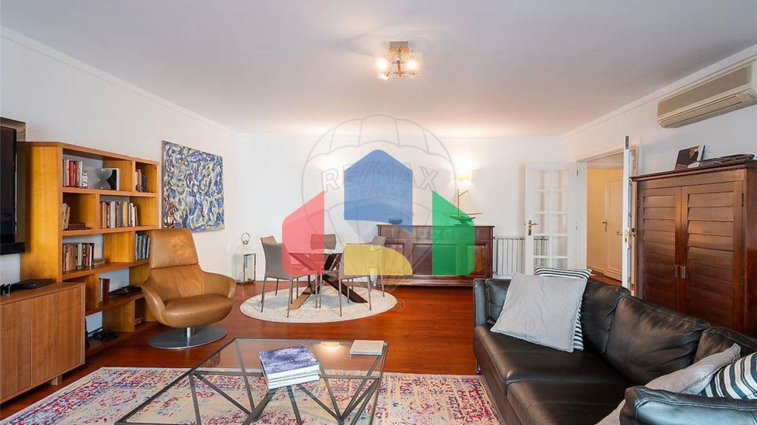 Residential - Condo/Apartment - T3 - Avenidas Novas, Lisbon - PT