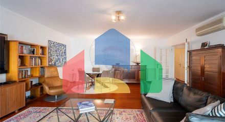 Residential - Condo/Apartment - T3 - Avenidas Novas, Lisbon - PT